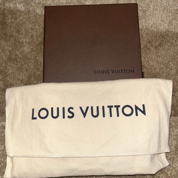 💯Authentic Louis Vuitton Epi Portefeuille International Long Wallet - Picture 13 of 17